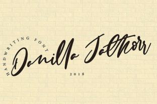 Danilla Jathorr: A Script Font for Digital Design